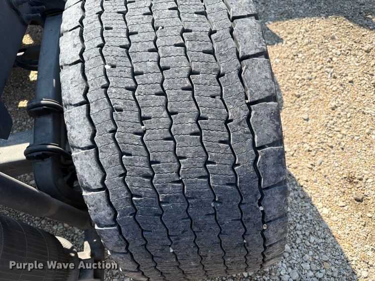 image for item YA4704 2024 Volvo VNR semi truck