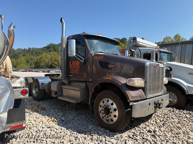 image for item YA4709 2019 Peterbilt 567 semi truck