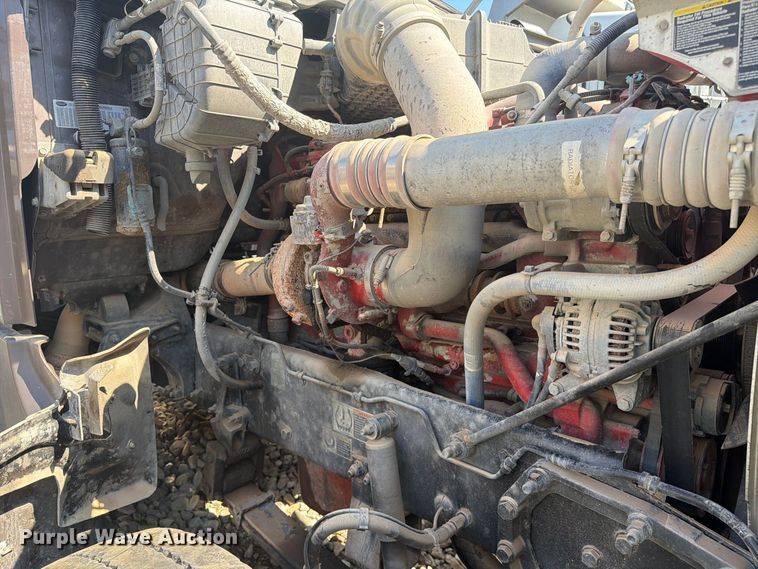 image for item YA4709 2019 Peterbilt 567 semi truck