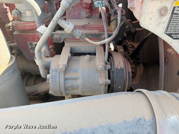 image for item YA4709 2019 Peterbilt 567 semi truck