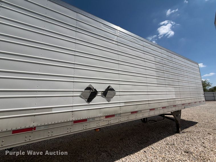 image for item YA4727 2019 Utility VS2RA refrigerated van trailer