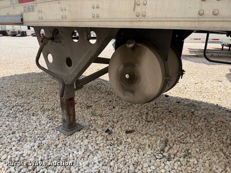 image for item YA4727 2019 Utility VS2RA refrigerated van trailer