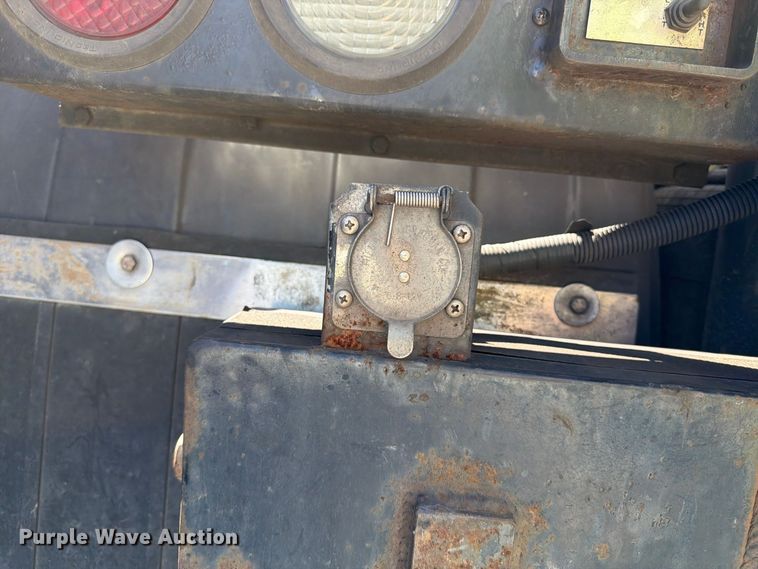 image for item YA4751 2017 International 8600SBA Truck tractor