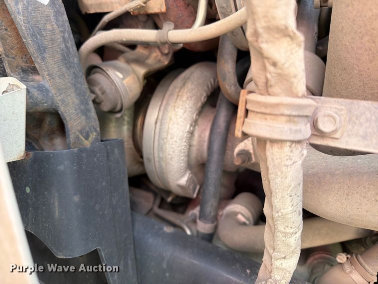 image for item YA4751 2017 International 8600SBA Truck tractor