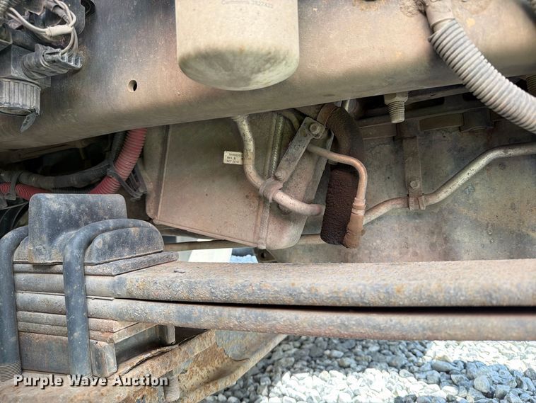 image for item YA4751 2017 International 8600SBA Truck tractor