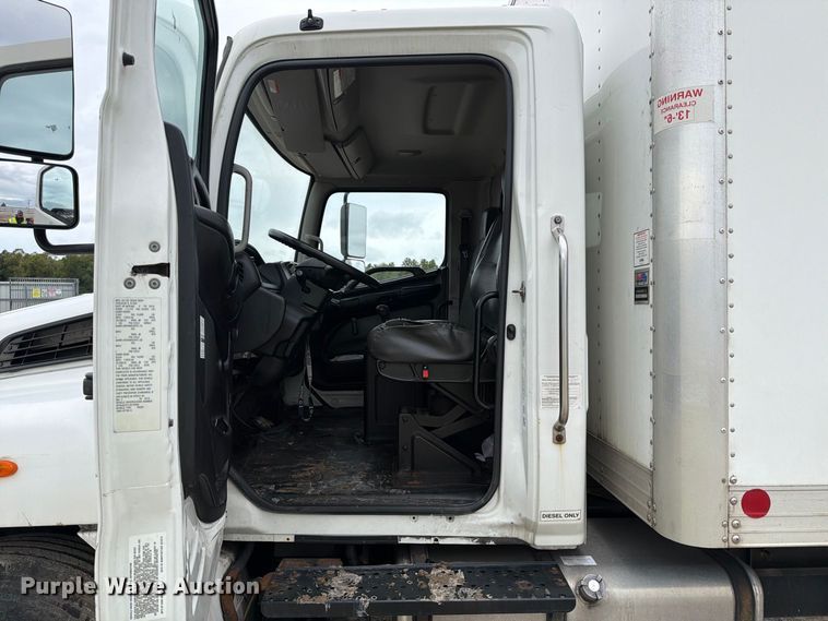 image for item YA4816 2020 Hino 268 box truck