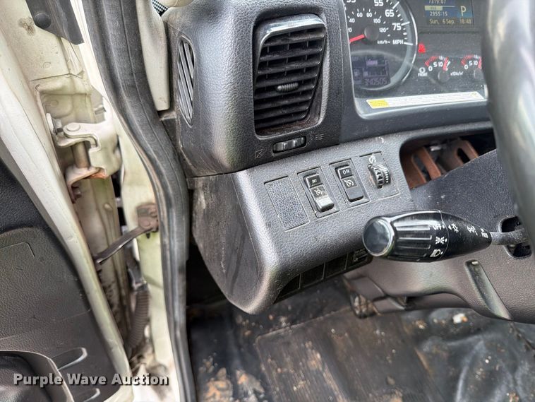image for item YA4816 2020 Hino 268 box truck
