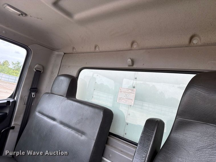 image for item YA4816 2020 Hino 268 box truck
