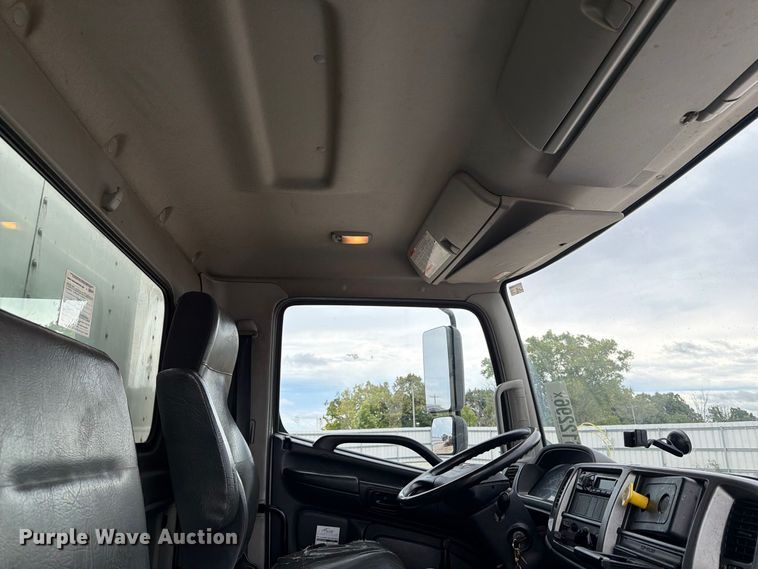 image for item YA4816 2020 Hino 268 box truck