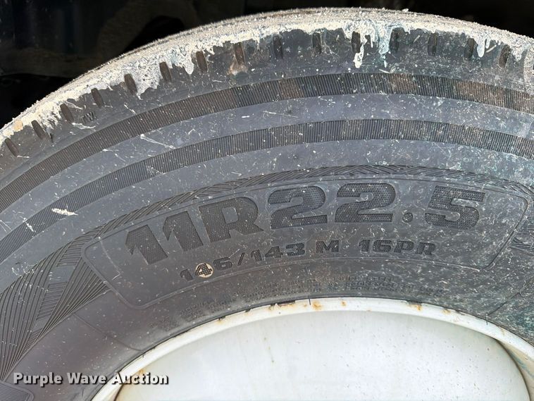 image for item YA4816 2020 Hino 268 box truck