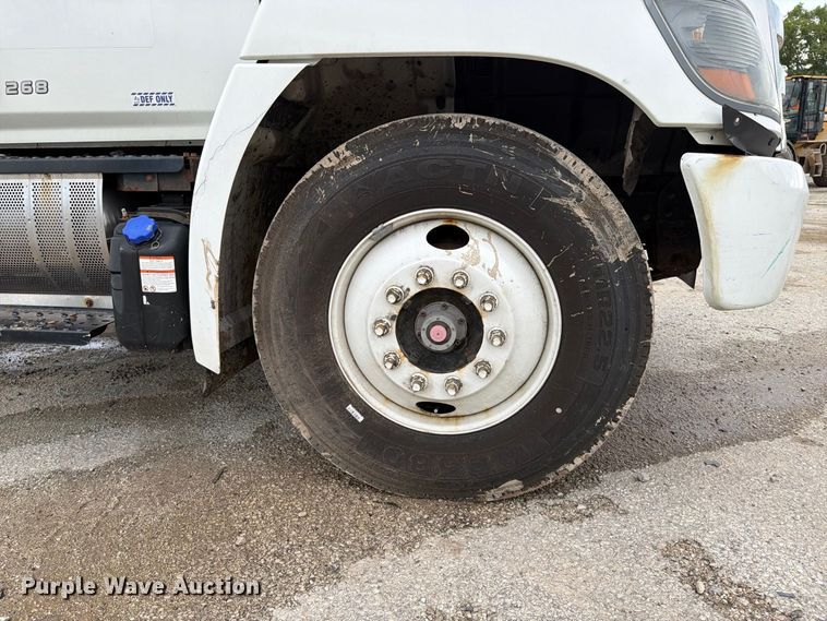 image for item YA4816 2020 Hino 268 box truck