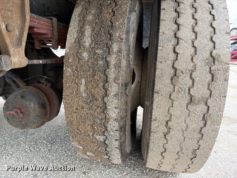 image for item YA4816 2020 Hino 268 box truck