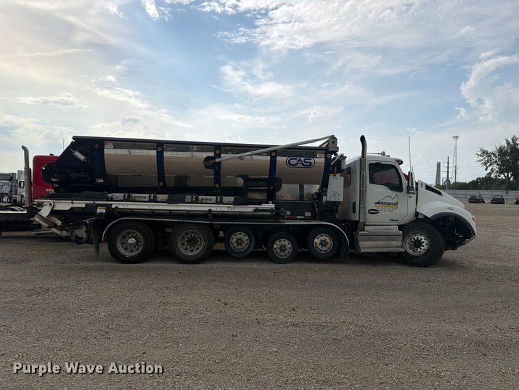 image for item YA4965 2021 Kenworth T880 rock slinger truck