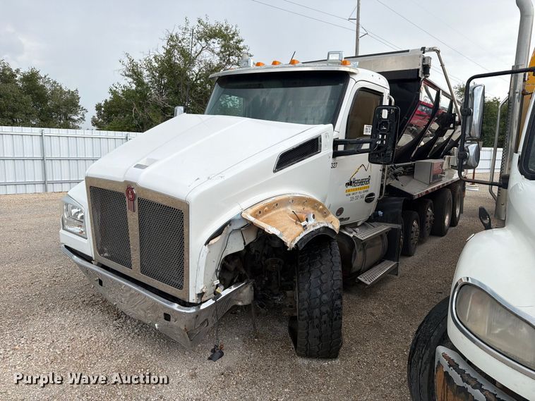 image for item YA4965 2021 Kenworth T880 rock slinger truck