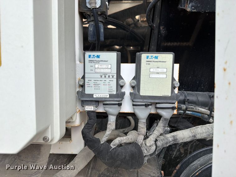 image for item YA4965 2021 Kenworth T880 rock slinger truck