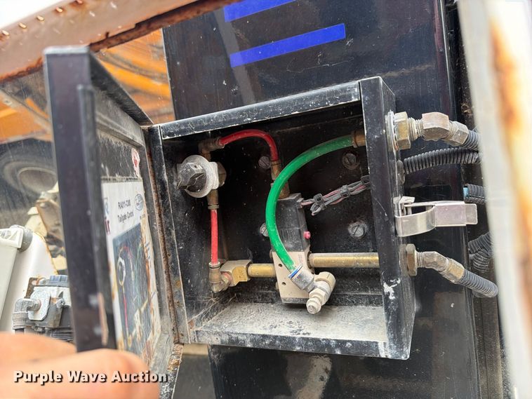 image for item YA4965 2021 Kenworth T880 rock slinger truck