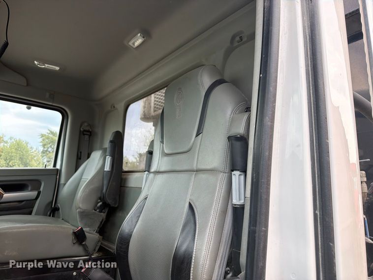 image for item YA4965 2021 Kenworth T880 rock slinger truck