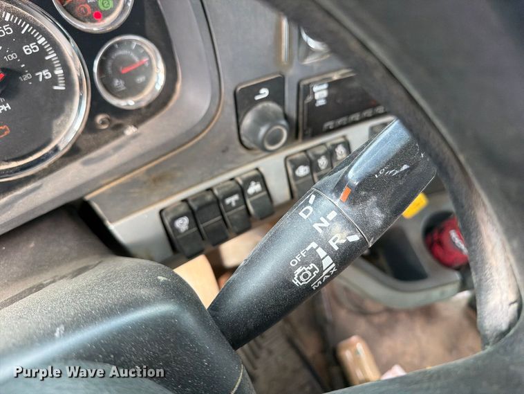 image for item YA4965 2021 Kenworth T880 rock slinger truck