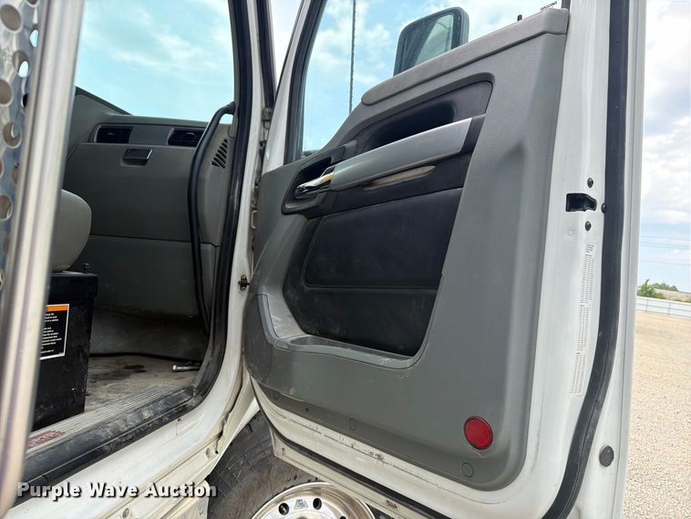 image for item YA4965 2021 Kenworth T880 rock slinger truck