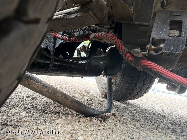 image for item YA4965 2021 Kenworth T880 rock slinger truck