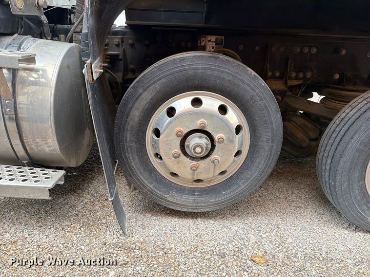 image for item YA4965 2021 Kenworth T880 rock slinger truck