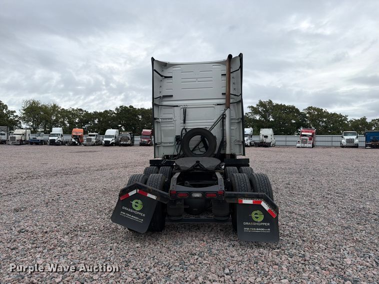 image for item YA5020 2023 Volvo VNL semi truck