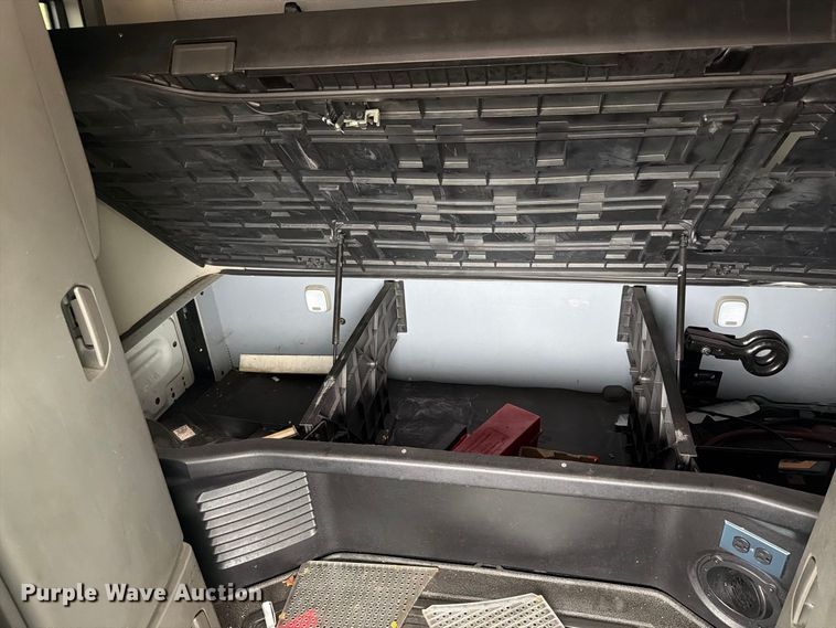 image for item YA5020 2023 Volvo VNL semi truck