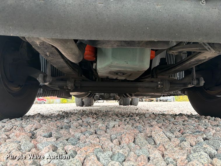 image for item YA5020 2023 Volvo VNL semi truck