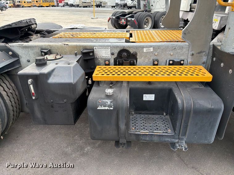 image for item YA5038 Kalmar  Ottawa T2 yard truck