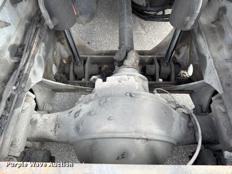image for item YA5038 Kalmar  Ottawa T2 yard truck