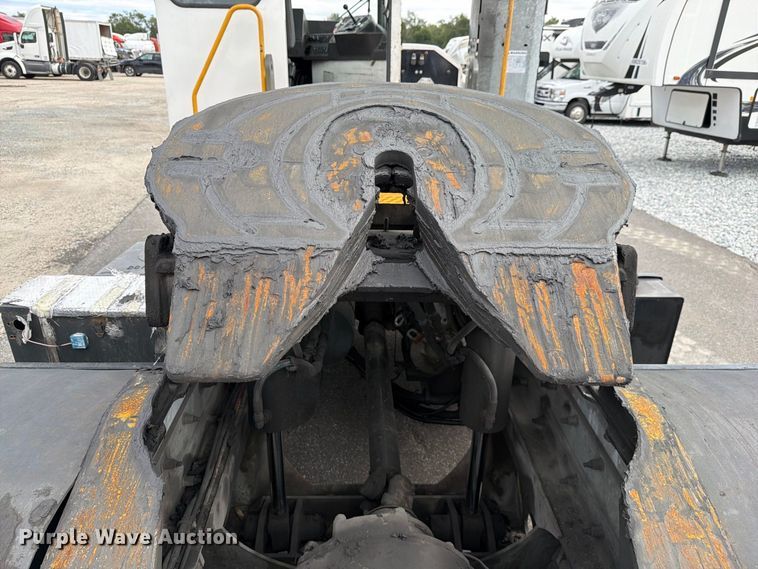 image for item YA5038 Kalmar  Ottawa T2 yard truck