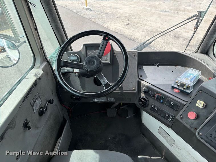 image for item YA5038 Kalmar  Ottawa T2 yard truck
