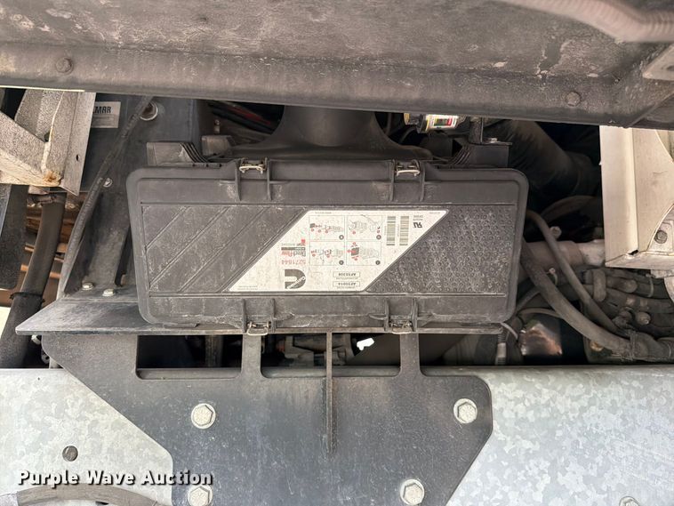 image for item YA5038 Kalmar  Ottawa T2 yard truck