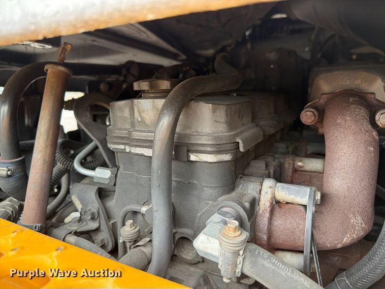 image for item YA5038 Kalmar  Ottawa T2 yard truck