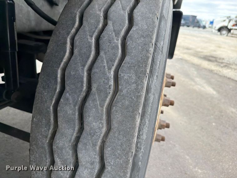 image for item YA5038 Kalmar  Ottawa T2 yard truck