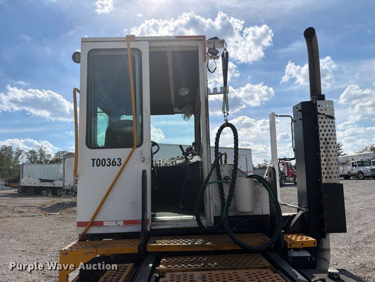 image for item YA5040 2008 Ottawa Spotter yard truck