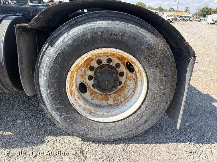 image for item YA5040 2008 Ottawa Spotter yard truck