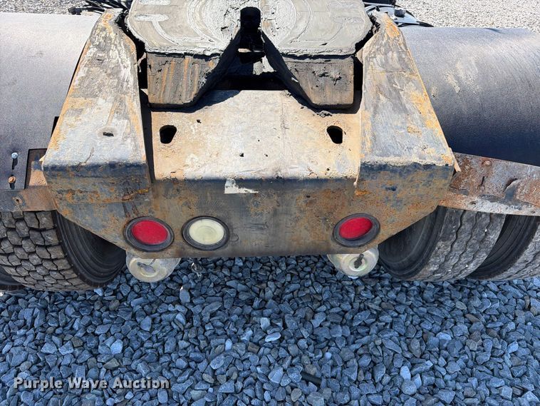 image for item YA5042 2007 Kalmar Ottawa yard truck