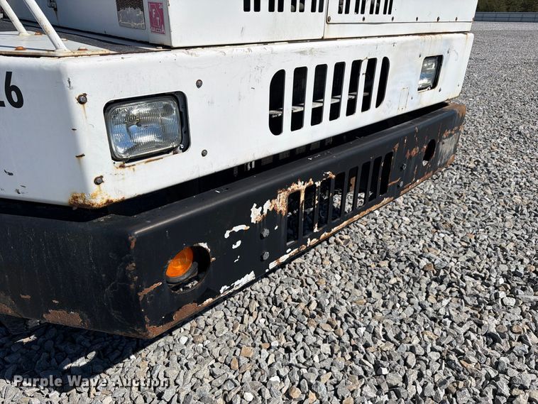 image for item YA5042 2007 Kalmar Ottawa yard truck