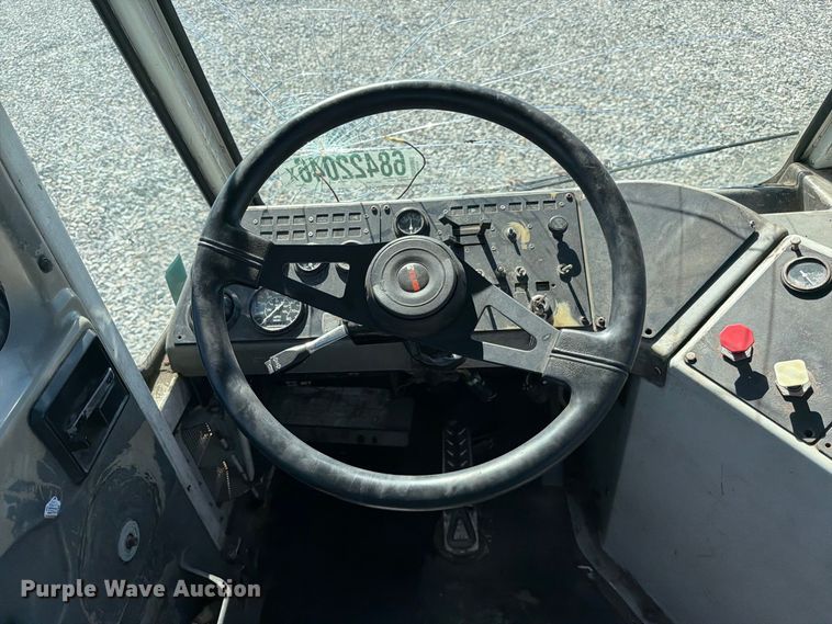 image for item YA5042 2007 Kalmar Ottawa yard truck