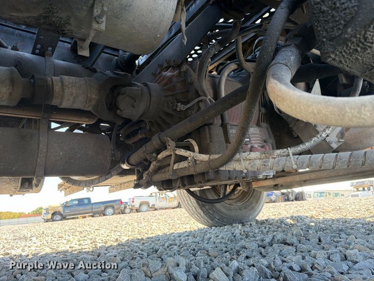 image for item YA5042 2007 Kalmar Ottawa yard truck