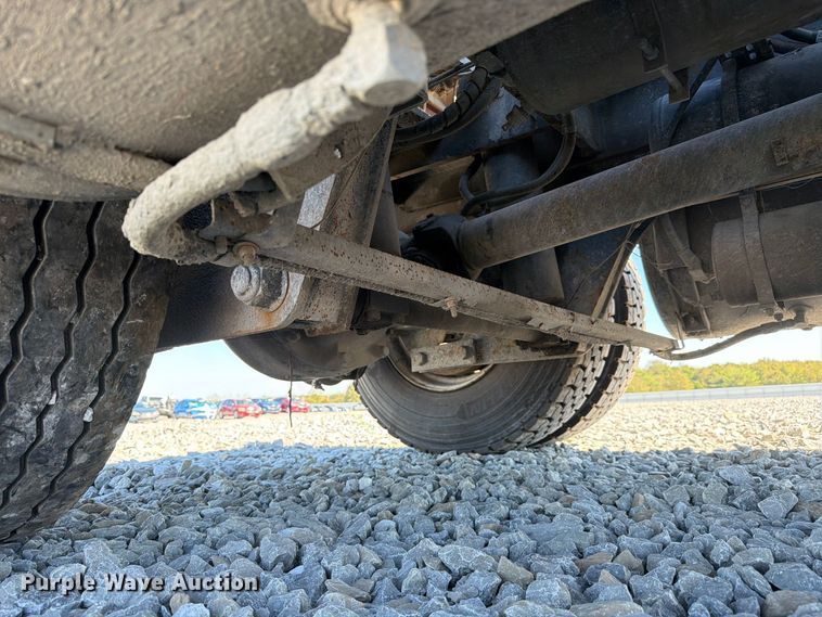 image for item YA5042 2007 Kalmar Ottawa yard truck