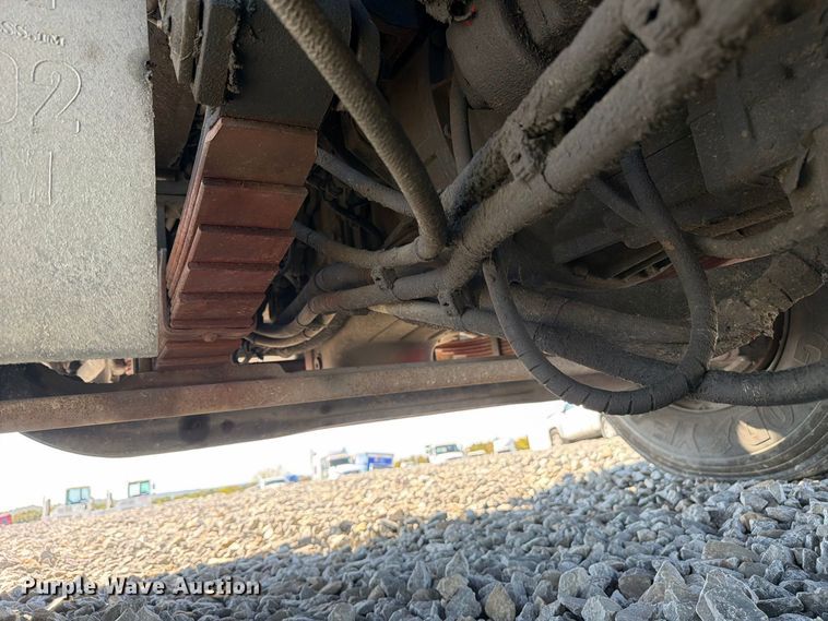 image for item YA5042 2007 Kalmar Ottawa yard truck