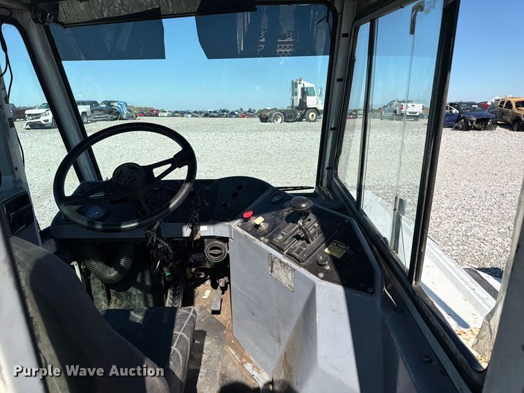 image for item YA5045 2010 Kalmar Ottawa yard truck