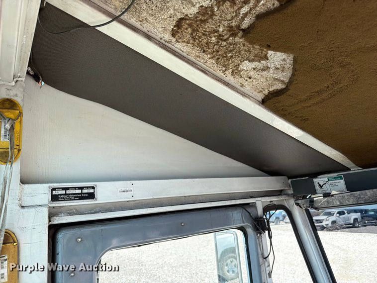 image for item YA5045 2010 Kalmar Ottawa yard truck