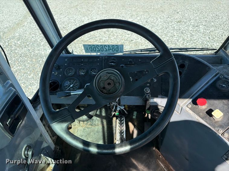 image for item YA5045 2010 Kalmar Ottawa yard truck