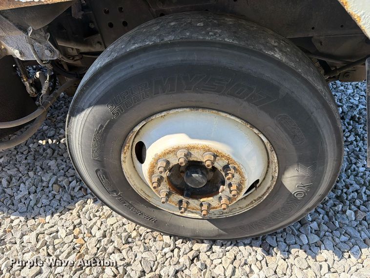 image for item YA5045 2010 Kalmar Ottawa yard truck