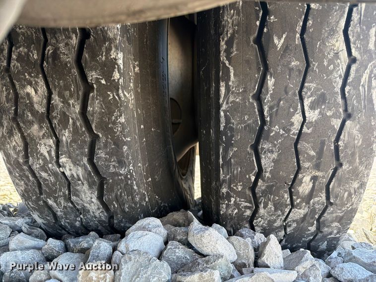 image for item YA5045 2010 Kalmar Ottawa yard truck