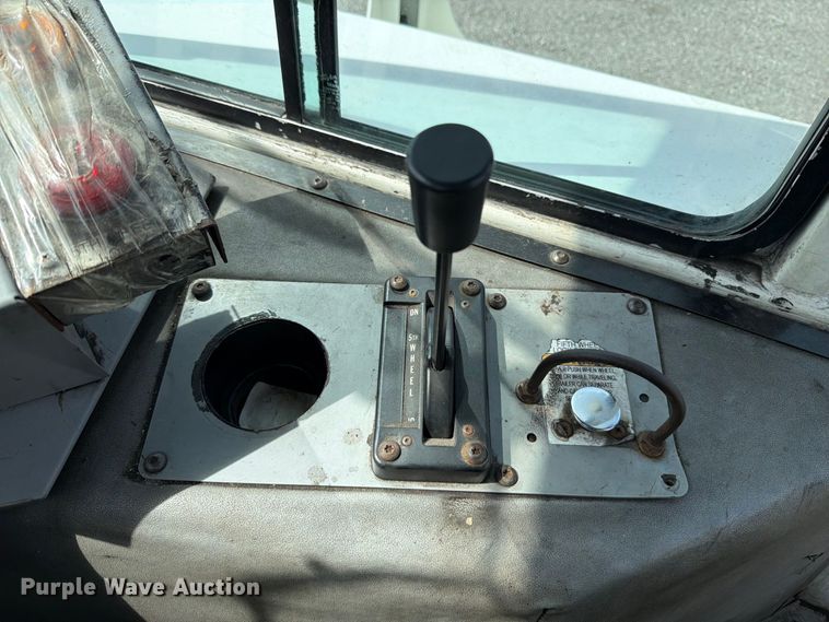 image for item YA5048 2017 Autocar X Spotter yard truck