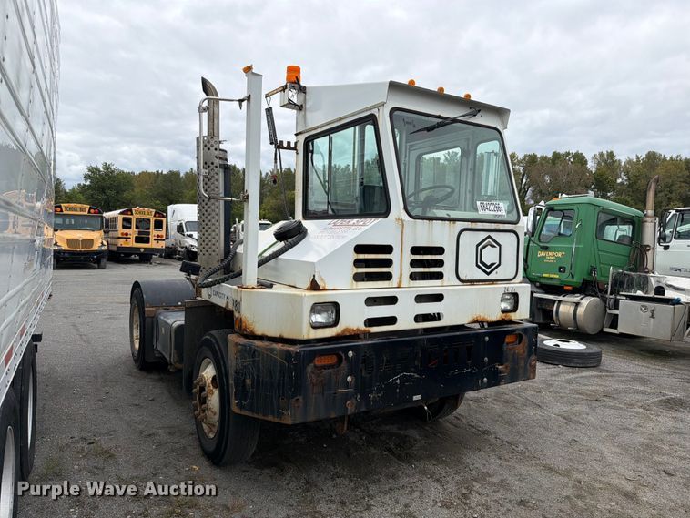 image for item YA5051 2014 Capacity Vista Car yard truck